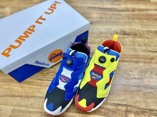 千葉　市川　船橋　江戸川　墨田　葛飾　幕張　中古　衣類　買取のスニーカー　中古