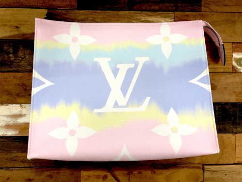 バッグのLouisVuitton