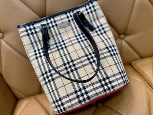 BURBERRY BLUE LABELのバーバリーブルーレーベル