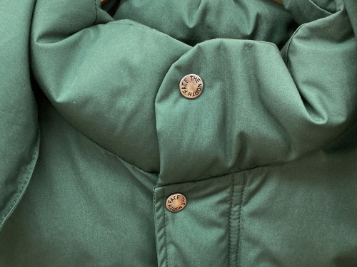 ダウンジャケット