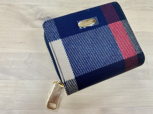 BLUE LABEL CRESTBRIDGEのブルーレーベルクレストブリッジ