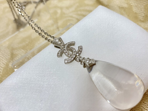 ブランド・ラグジュアリーのアクセサリー