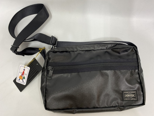 ブランド・ラグジュアリーのサコッシュ