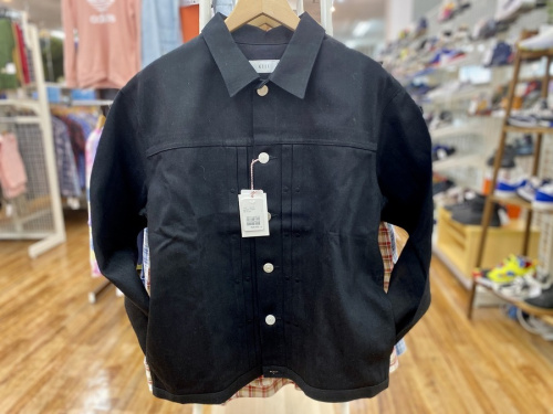 ジャケットのKIJI