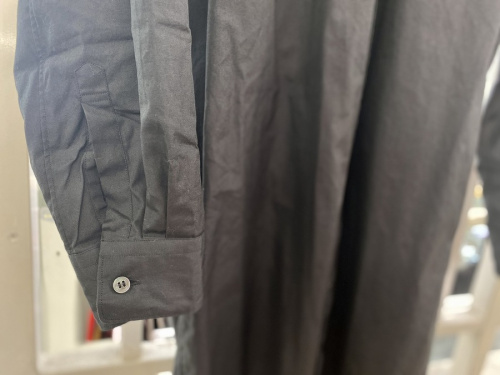 バックロゴロングシャツのコムデギャルソン