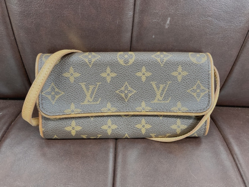 ブランドのルイヴィトン