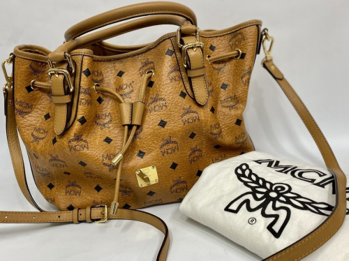 ブランド・ラグジュアリーのMCM