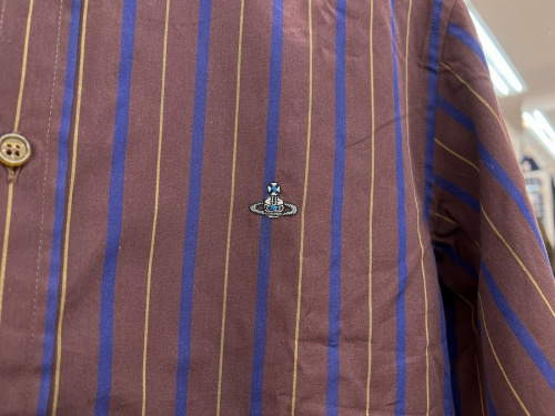 ヴィヴィアンウエストウッドのストライプシャツ