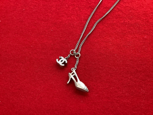 アクセサリーのCHANEL