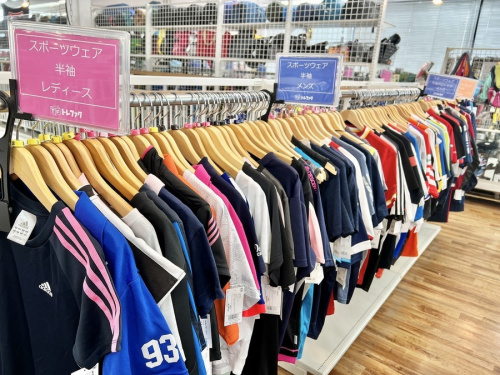 キャンプ用品のスポーツ用品