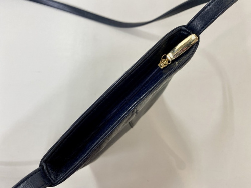 LOEWEのショルダーバッグ