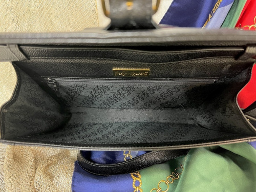 バッグのYves Saint Laurent