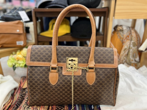 バッグのセリーヌ