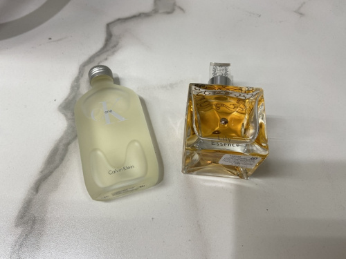 香水のトワレ　パルファン