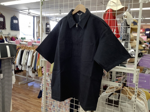 メンズファッションのAURALEE