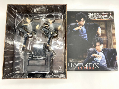 フィギュアの進撃の巨人