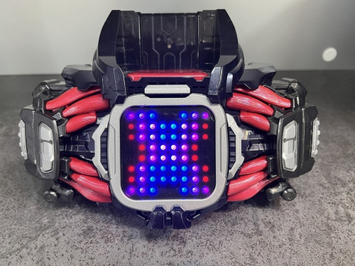 仮面ライダーのDXデモンズドライバー