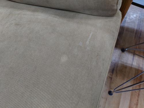 モモナチュラルのソファ