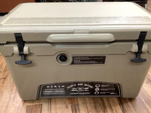 ノーザンクーラーボックスのFILDDOOR