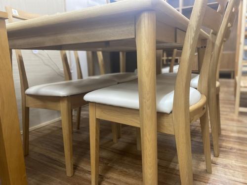 テーブルの大塚家具