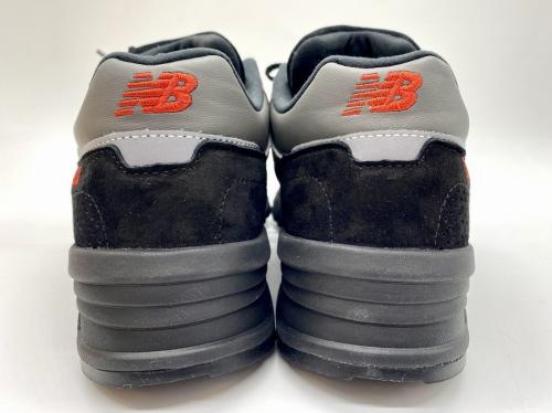NEW BALANCEのM1530VA