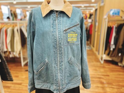 ジャケットのFUKUDENIMU