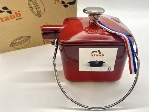 STAUBのストウブ