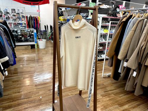 ニットのdoublet