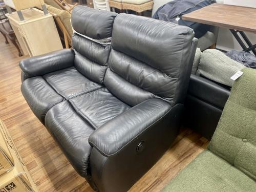 家具のソファ
