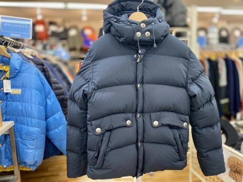 アウターのPyrenex
