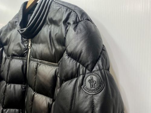 アウターのモンクレール