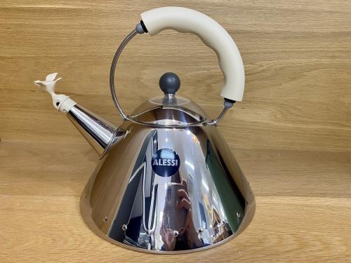 未使用品◎】ALESSI(アレッシィ)のバードケトルをご紹介♪｜2023年01月