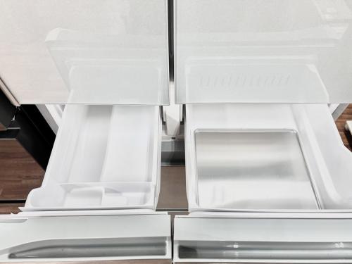 洗濯機の大型冷蔵庫