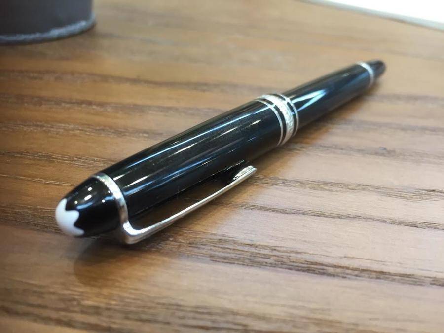 男の憧れ！MONTBLANC(モンブラン)の万年筆 MEISTERSTUCK(マイスターシュテック)「モーツァルト プラチナライン P114」をご紹介【名古屋徳重店】 [2017.04.16