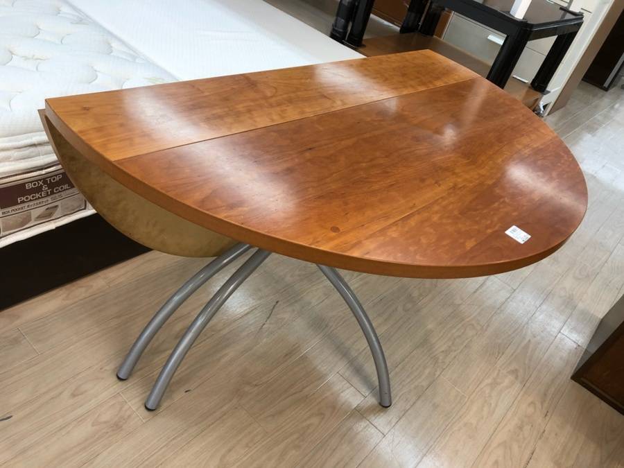 デンマークのモダンデザイン家具！BoConceptの折りたたみ