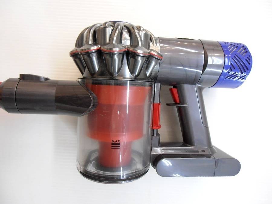 dyson(ダイソン)のサイクロン式掃除機「SV08」をご紹介