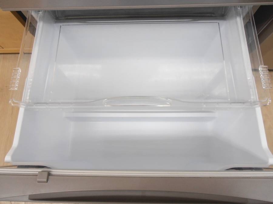 MITSUBISHI(三菱)の470L 6ドア冷蔵庫「MR-JX48LZ-N1」をご紹介