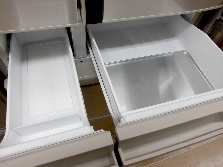 パナソニック　冷蔵庫　6ドア 650L 6ドア冷蔵庫（ミスティスチールグレー） | パナソニック