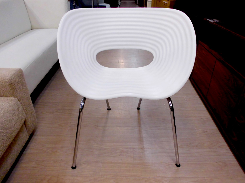 Vitra(ヴィトラ)のスタッキングチェアーが入荷いたしました！ ｜2019年