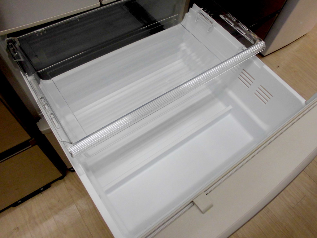 Panasonic(パナソニック)の426L 6ドア冷蔵庫「NR-F430V-N」のご