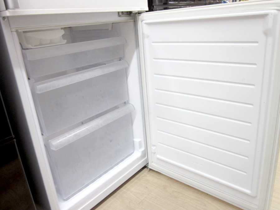 AQUA(アクア)の275L 2ドア冷蔵庫 2016年製「AQR-D28E」｜2019年10月30