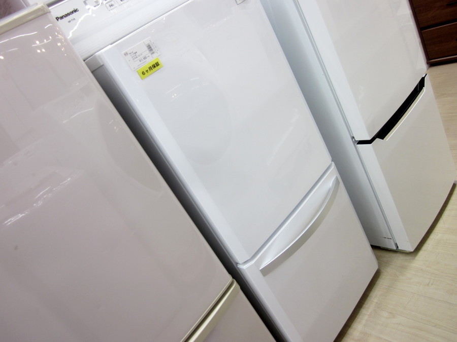 2019年製　冷蔵庫＆冷凍室　2ドア　130ℓ　 ガラス棚付き　Haier 2019年製 冷蔵庫＆冷凍室 2ドア 130ℓ ガラス棚付き Haier 2ドア