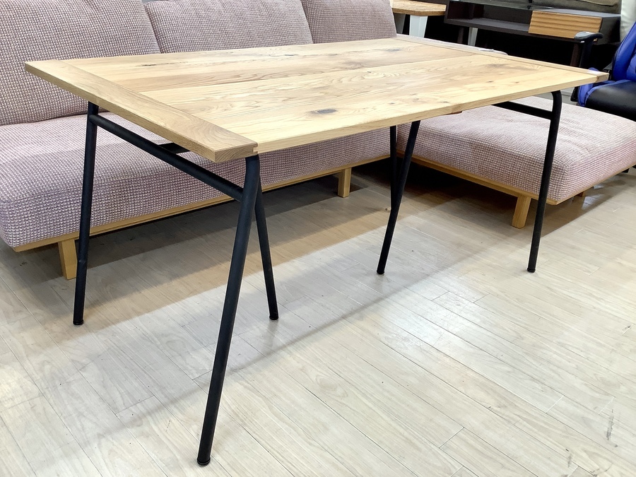 IDEE(イデー)のSOUDIEUX TABLE(スデューテーブル)をご紹介