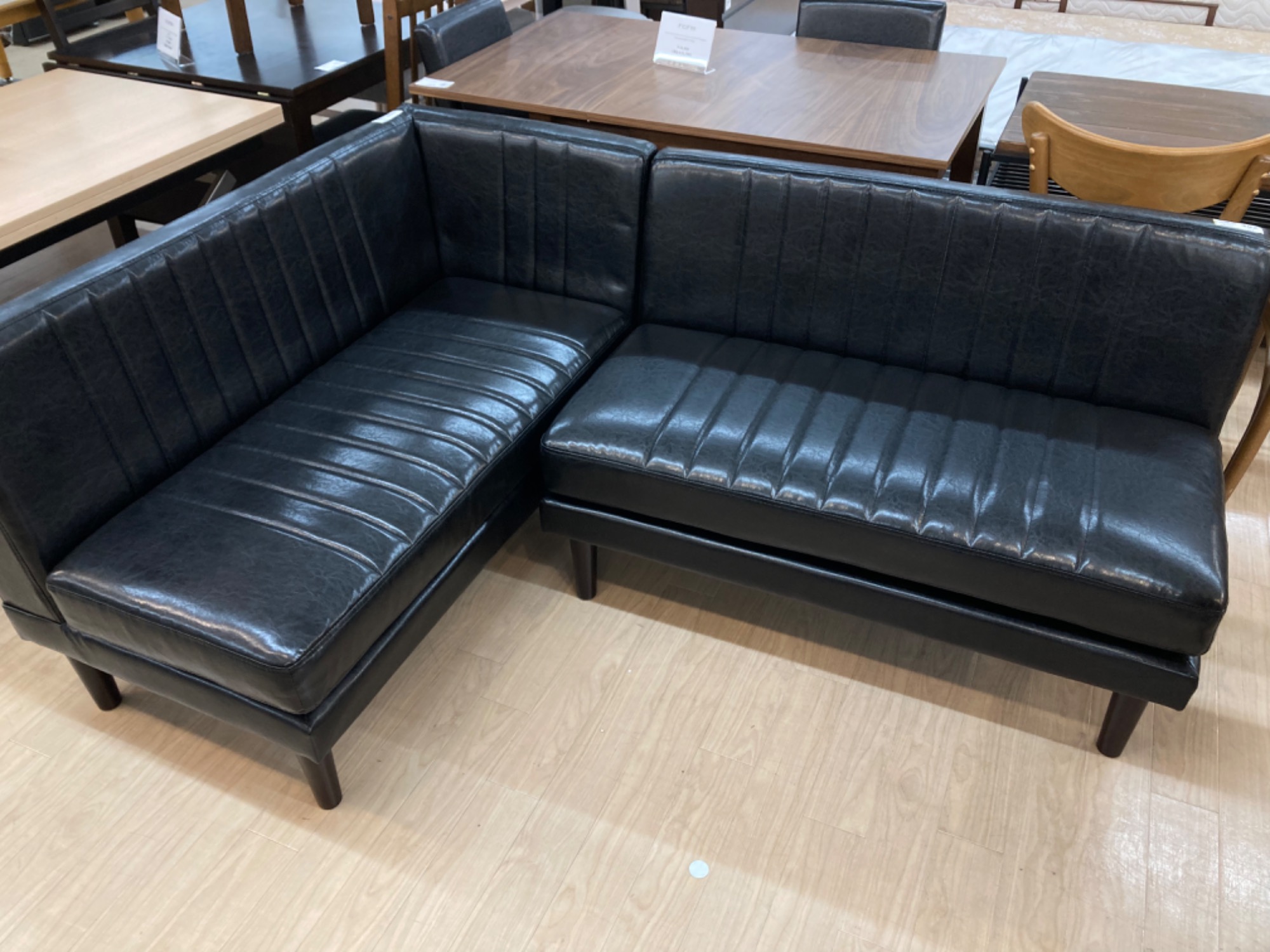 ダイニングソファーセットが入荷いたしました！！｜2022年12月16日 