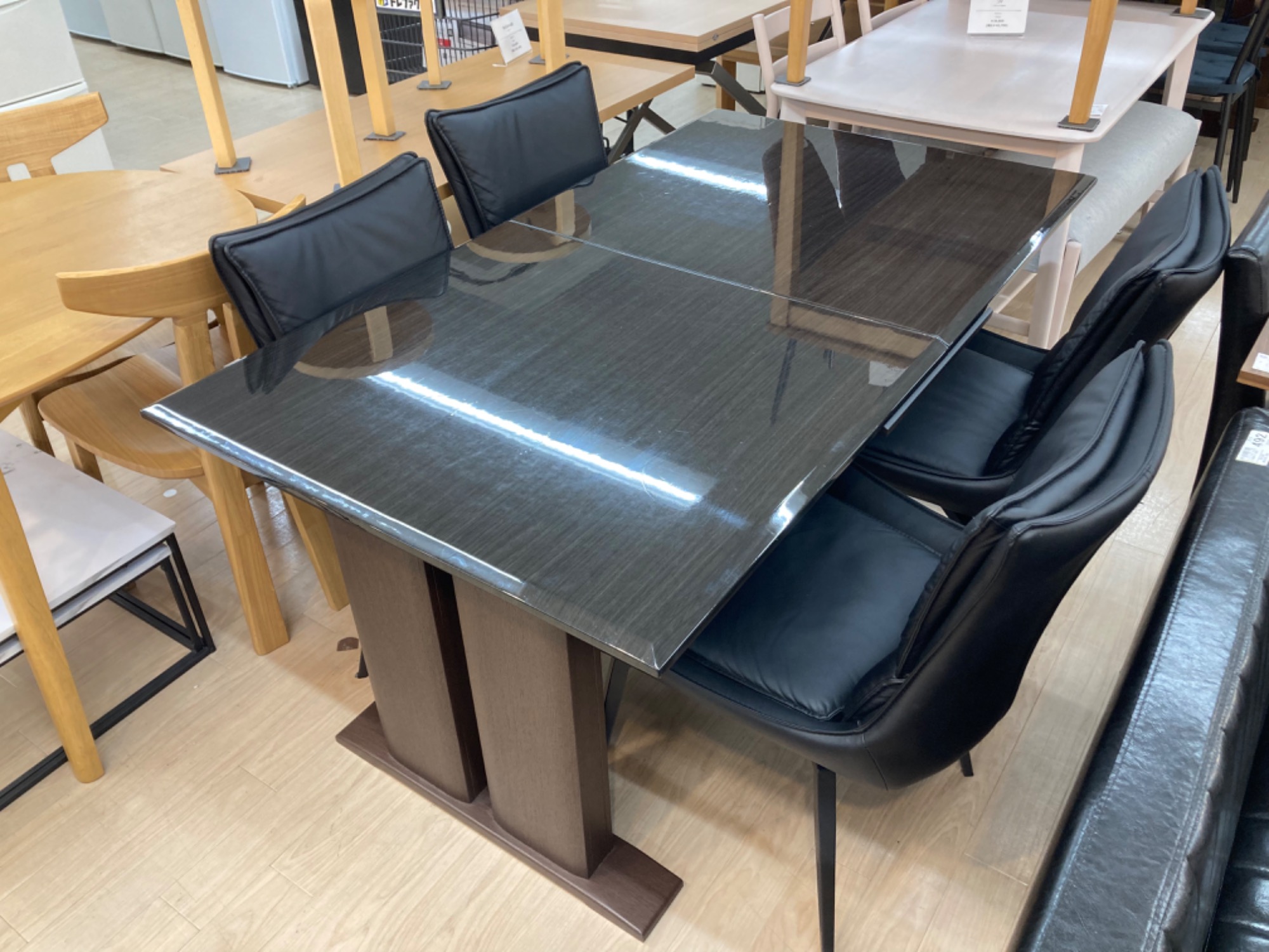 YOUTH/ユース】伸長テーブル 4脚チェアダイニングセットが入荷いたし 