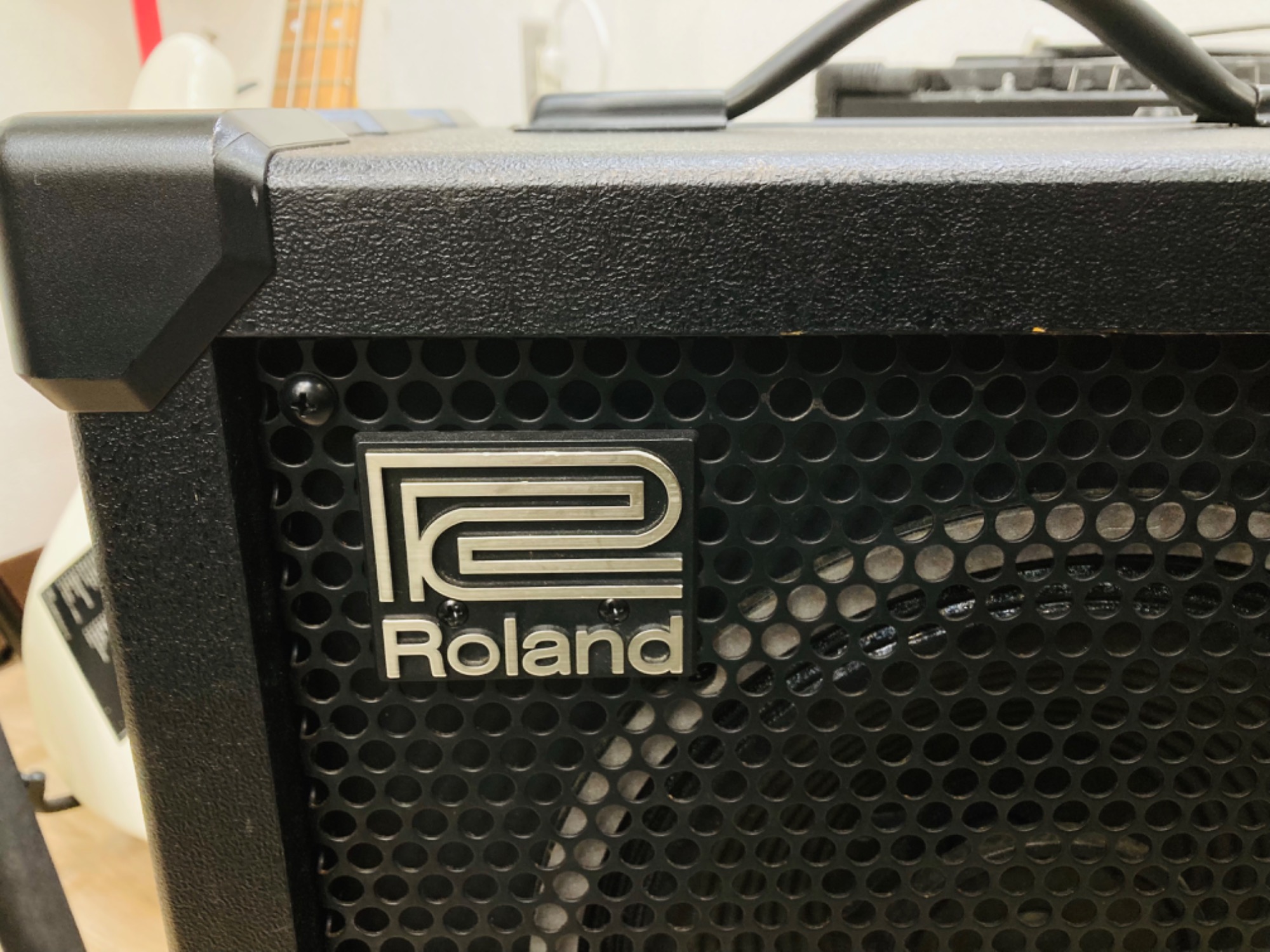 ROLAND / ローランド】ベースアンプ《CB-60XL》が入荷いたしまし