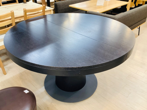 chaneko　【美品】ボーコンセプト ダイニングテーブル 丸型 BoConcept / ボーコンセプト】丸形ダイニングテーブル が入荷いたし