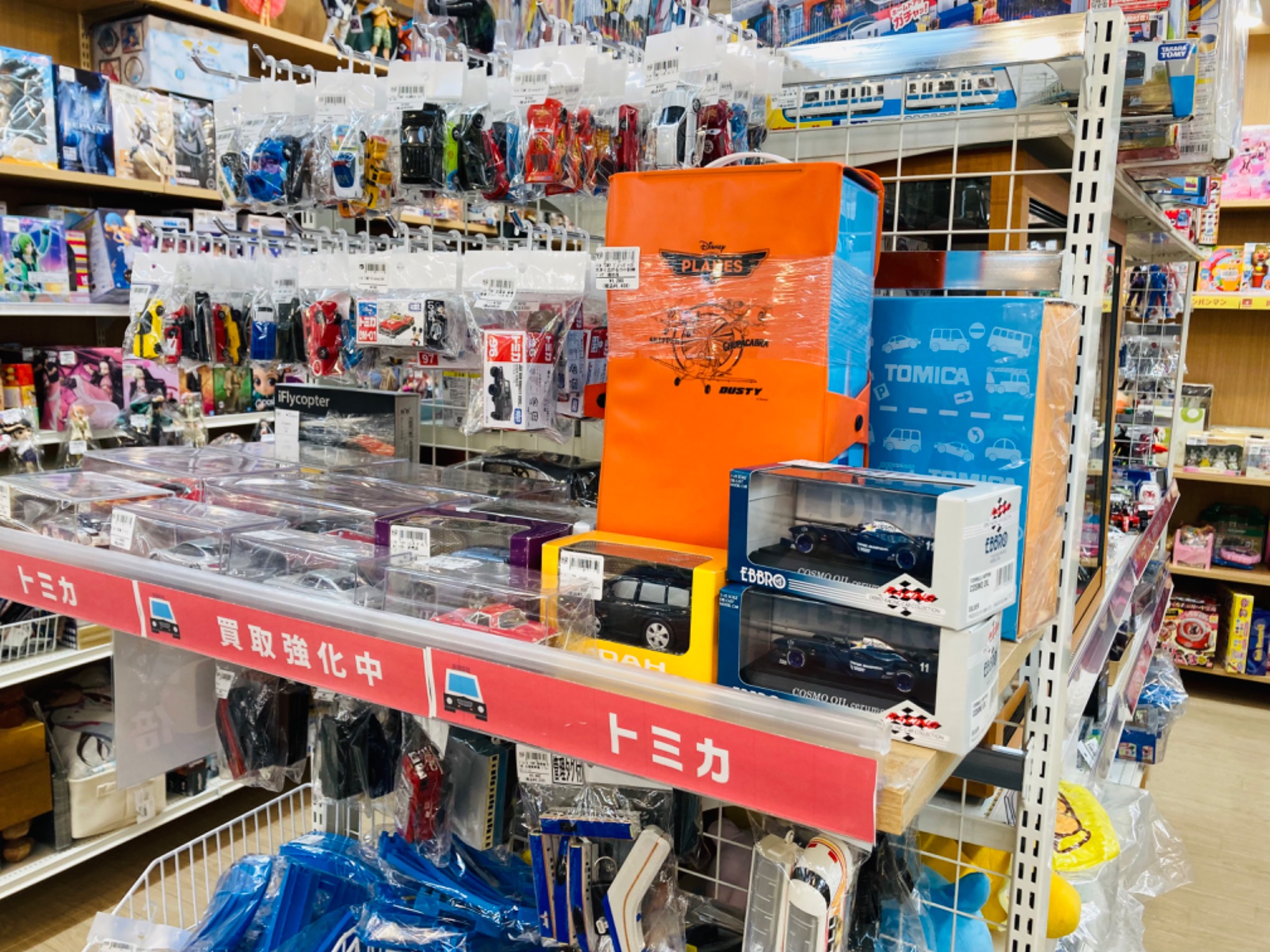 旧裏面ポケモンカード】リザードン《LV.76》 が入荷いたしました