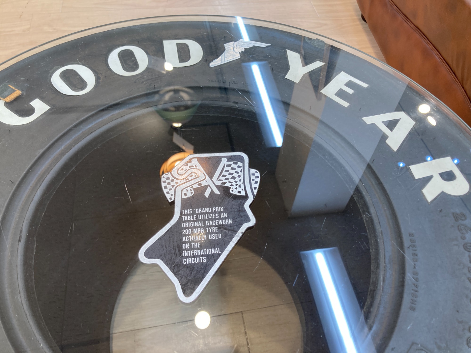 最終値下げ！GOODYEAR タイヤテーブル　チーム名入り GOOD YEAR】タイヤテーブルが入荷いたしました！！｜2023年08月04日