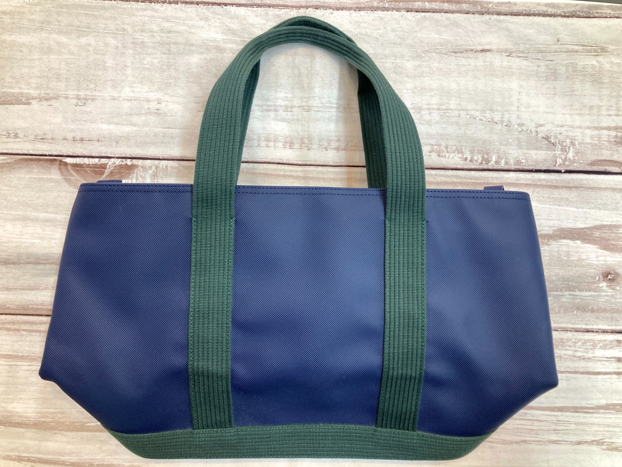 LACOSTE / ラコステ】トートバッグ が入荷いたしました